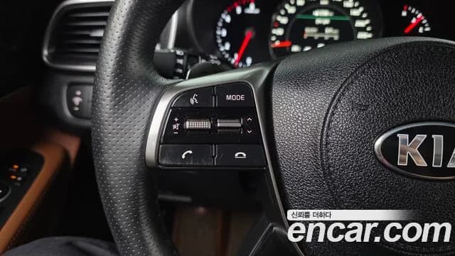 2019 Kia The New Sorento Diesel 2.2 2WD Sold VIN KNAPK81BBKA548805 – exterior detail 2019 Kia The New Sorento Diesel 2.2 2WD Sold VIN KNAPK81BBKA548805 – exterior detail