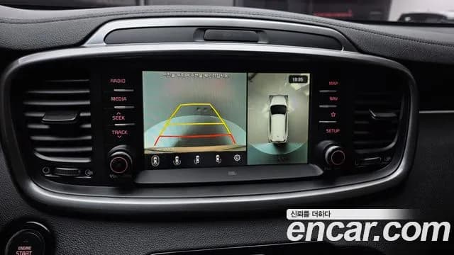 2019 Kia The New Sorento Diesel 2.2 4WD Sold VIN KNAPK81BDKA542247 – exterior detail 2019 Kia The New Sorento Diesel 2.2 4WD Sold VIN KNAPK81BDKA542247 – exterior detail