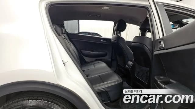 2019 Kia Sportage The Bold Diesel 1.6 2WD Sold VIN KNAPL812GKK654072 – front exterior 2019 Kia Sportage The Bold Diesel 1.6 2WD Sold VIN KNAPL812GKK654072 – front exterior