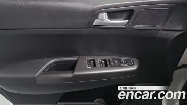2020 Kia Sportage The Bold Diesel 1.6 2WD Sold VIN KNAPL812GLK852675 – photo 18 2020 Kia Sportage The Bold Diesel 1.6 2WD Sold VIN KNAPL812GLK852675 – photo 18
