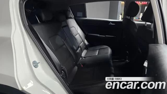2022 Kia Sportage The Bold Diesel 1.6 2WD Sold VIN KNAPL812GNK941077 – rear exterior 2022 Kia Sportage The Bold Diesel 1.6 2WD Sold VIN KNAPL812GNK941077 – rear exterior