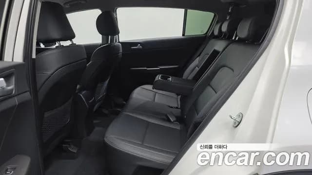 2022 Kia Sportage The Bold Diesel 1.6 2WD Sold VIN KNAPL812GNK949239 – interior seats 2022 Kia Sportage The Bold Diesel 1.6 2WD Sold VIN KNAPL812GNK949239 – interior seats