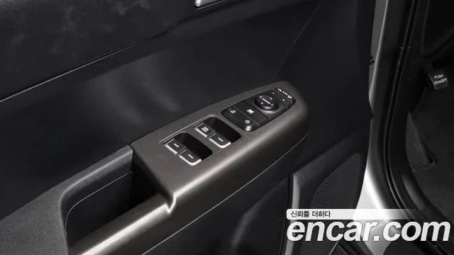 2019 Kia Sportage The Bold Diesel 2.0 2WD Sold VIN KNAPM813BKK576209 – front exterior 2019 Kia Sportage The Bold Diesel 2.0 2WD Sold VIN KNAPM813BKK576209 – front exterior