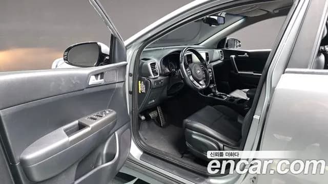 2019 Kia Sportage The Bold Diesel 2.0 2WD Sold VIN KNAPM813BKK576209 – interior seats 2019 Kia Sportage The Bold Diesel 2.0 2WD Sold VIN KNAPM813BKK576209 – interior seats