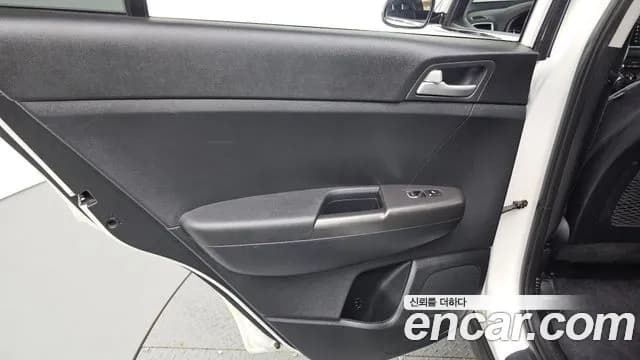 2019 Kia Sportage The Bold Diesel 2.0 2WD Sold VIN KNAPN813BKK666175 – photo 29 2019 Kia Sportage The Bold Diesel 2.0 2WD Sold VIN KNAPN813BKK666175 – photo 29
