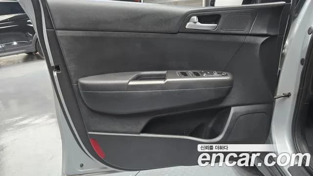2019 Kia Sportage The Bold Diesel 2.0 2WD Sold VIN KNAPN813BKK692219 – exterior detail 2019 Kia Sportage The Bold Diesel 2.0 2WD Sold VIN KNAPN813BKK692219 – exterior detail