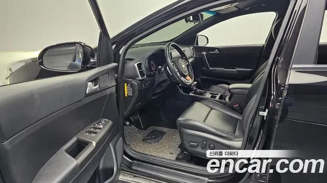 2020 Kia Sportage The Bold Diesel 2.0 2WD Sold VIN KNAPN813BLK780087 – trunk area 2020 Kia Sportage The Bold Diesel 2.0 2WD Sold VIN KNAPN813BLK780087 – trunk area