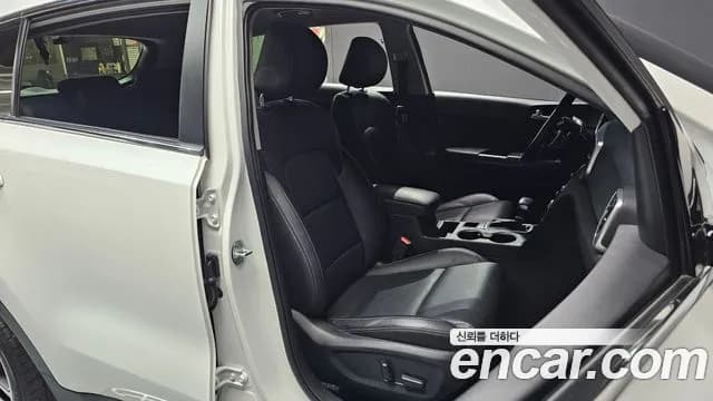 2020 Kia Sportage The Bold Diesel 2.0 2WD Sold VIN KNAPN813BLK883576 – exterior detail 2020 Kia Sportage The Bold Diesel 2.0 2WD Sold VIN KNAPN813BLK883576 – exterior detail