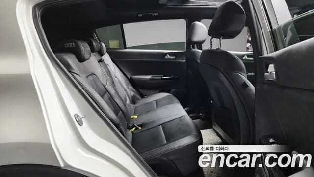 2019 Kia Sportage The Bold Diesel 1.6 2WD Sold VIN KNAPP812GKK575112 – interior seats 2019 Kia Sportage The Bold Diesel 1.6 2WD Sold VIN KNAPP812GKK575112 – interior seats
