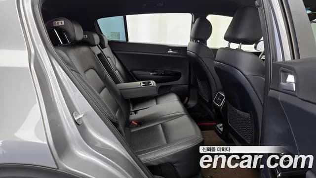 2019 Kia Sportage The Bold Gasoline Sold VIN KNAPP81ABKK575636 – interior seats 2019 Kia Sportage The Bold Gasoline Sold VIN KNAPP81ABKK575636 – interior seats
