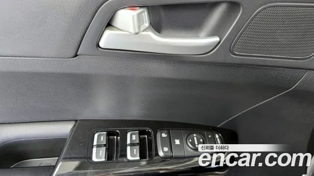 2019 Kia Sportage The Bold Gasoline Sold VIN KNAPP81ABKK575636 – undercarriage 2019 Kia Sportage The Bold Gasoline Sold VIN KNAPP81ABKK575636 – undercarriage