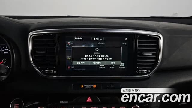 2019 Kia Sportage The Bold Gasoline Sold VIN KNAPP81ABKK699041 – interior seats 2019 Kia Sportage The Bold Gasoline Sold VIN KNAPP81ABKK699041 – interior seats
