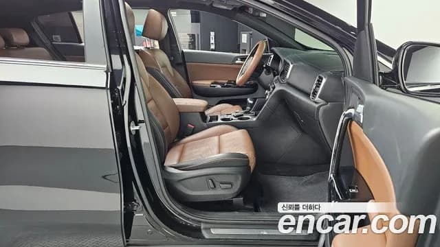 2020 Kia Sportage The Bold Gasoline Sold VIN KNAPP81ABLK797645 – rear exterior 2020 Kia Sportage The Bold Gasoline Sold VIN KNAPP81ABLK797645 – rear exterior
