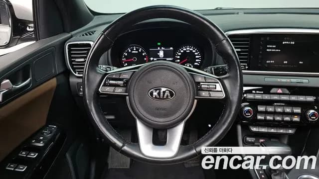 2020 Kia Sportage The Bold Gasoline Sold VIN KNAPP81ABLK842201 – front exterior 2020 Kia Sportage The Bold Gasoline Sold VIN KNAPP81ABLK842201 – front exterior