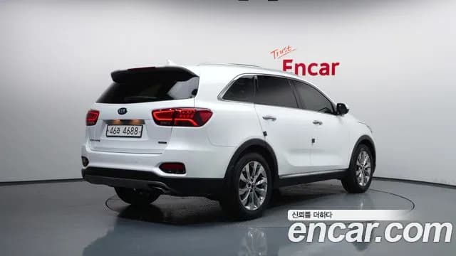 2018 Kia The New Sorento Gasoline 2.0 Turbo 2WD Sold VIN KNAPS811BJA400881 – interior seats 2018 Kia The New Sorento Gasoline 2.0 Turbo 2WD Sold VIN KNAPS811BJA400881 – interior seats