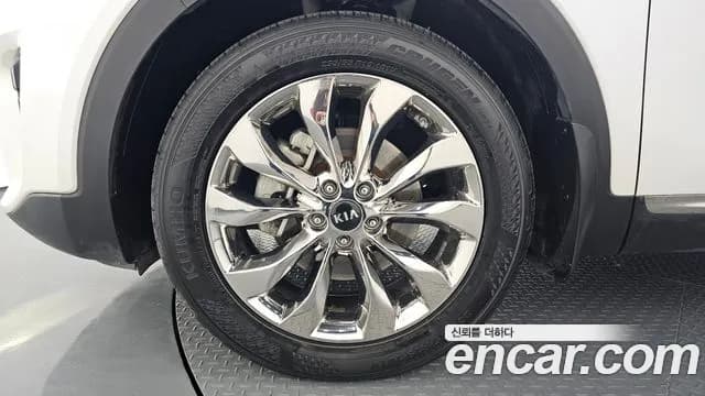 2018 Kia The New Sorento Gasoline 2.0 Turbo 2WD Sold VIN KNAPS811BJA400881 – photo 14 2018 Kia The New Sorento Gasoline 2.0 Turbo 2WD Sold VIN KNAPS811BJA400881 – photo 14