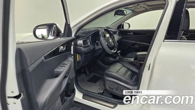 2019 Kia The New Sorento Gasoline 2.0 Turbo 2WD Sold VIN KNAPS811BKA482377 – rear exterior 2019 Kia The New Sorento Gasoline 2.0 Turbo 2WD Sold VIN KNAPS811BKA482377 – rear exterior