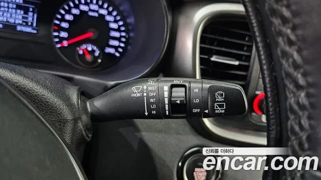 2019 Kia The New Sorento Gasoline 2.0 Turbo 2WD Sold VIN KNAPS811BKA482377 – interior seats 2019 Kia The New Sorento Gasoline 2.0 Turbo 2WD Sold VIN KNAPS811BKA482377 – interior seats