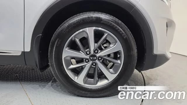 2020 Kia The New Sorento Gasoline 2.0 Turbo 2WD Sold VIN KNAPS811BLA565615 – interior seats 2020 Kia The New Sorento Gasoline 2.0 Turbo 2WD Sold VIN KNAPS811BLA565615 – interior seats
