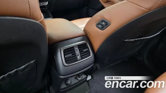 2018 Kia The New Sorento Gasoline 2.0 Turbo 4WD Sold VIN KNAPS811DJA408938 – exterior detail 2018 Kia The New Sorento Gasoline 2.0 Turbo 4WD Sold VIN KNAPS811DJA408938 – exterior detail