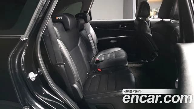 2017 Kia All New Sorento Diesel 2.0 2WD Sold VIN KNAPS81ABHA361484 – trunk area 2017 Kia All New Sorento Diesel 2.0 2WD Sold VIN KNAPS81ABHA361484 – trunk area