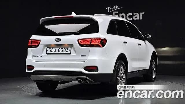 2020 Kia The New Sorento Diesel 2.2 2WD Sold VIN KNAPS81BBLA593156 – rear exterior 2020 Kia The New Sorento Diesel 2.2 2WD Sold VIN KNAPS81BBLA593156 – rear exterior