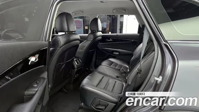 2020 Kia The New Sorento Diesel 2.2 2WD Sold VIN KNAPS81BBLA634666 – rear exterior 2020 Kia The New Sorento Diesel 2.2 2WD Sold VIN KNAPS81BBLA634666 – rear exterior