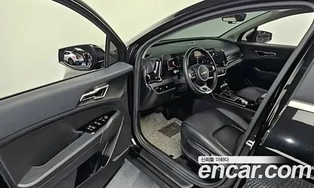 2023 Kia Sportage 5th Gen Gasoline 1.6 Turbo 2WD Sold VIN KNAPT81BGPK166737 – trunk area 2023 Kia Sportage 5th Gen Gasoline 1.6 Turbo 2WD Sold VIN KNAPT81BGPK166737 – trunk area
