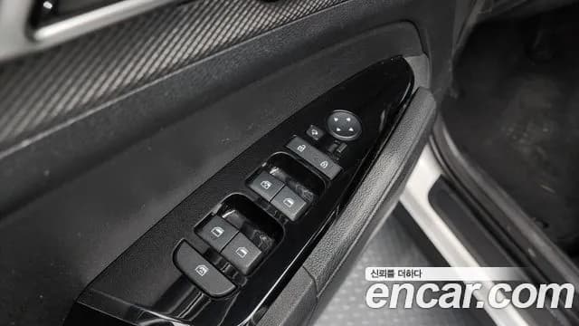 2022 Kia Sportage 5th Gen Gasoline 1.6 Turbo 2WD Sold VIN KNAPU81BGNK045238 – interior seats 2022 Kia Sportage 5th Gen Gasoline 1.6 Turbo 2WD Sold VIN KNAPU81BGNK045238 – interior seats