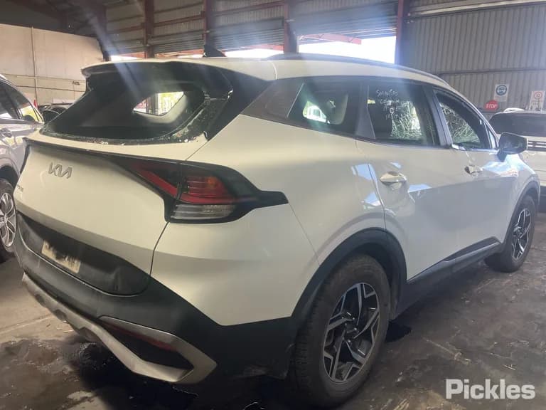 2023 Kia Sportage Used VIN KNAPU81DMP7126184 – photo 15 2023 Kia Sportage Used VIN KNAPU81DMP7126184 – photo 15