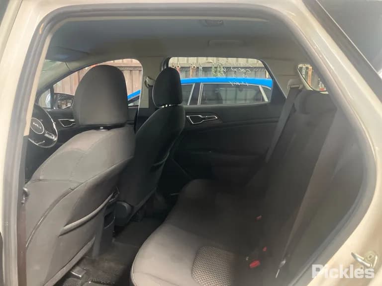 2023 Kia Sportage Used VIN KNAPU81DMP7126184 – photo 17 2023 Kia Sportage Used VIN KNAPU81DMP7126184 – photo 17