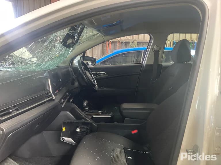 2023 Kia Sportage Used VIN KNAPU81DMP7126184 – photo 19 2023 Kia Sportage Used VIN KNAPU81DMP7126184 – photo 19