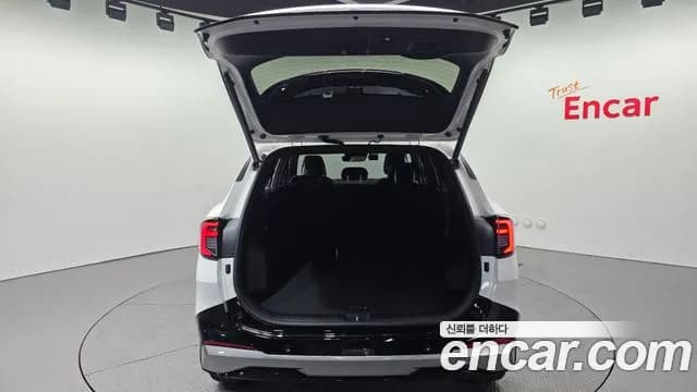 2025 Kia The New Sportage 5th Gen Gasoline 1.6 Turbo 2WD Sold VIN KNAPV81BBSK403766 – undercarriage 2025 Kia The New Sportage 5th Gen Gasoline 1.6 Turbo 2WD Sold VIN KNAPV81BBSK403766 – undercarriage