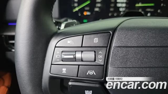 2025 Kia The New Sportage 5th Gen Gasoline 1.6 Turbo 2WD Sold VIN KNAPV81BBSK403766 – photo 30 2025 Kia The New Sportage 5th Gen Gasoline 1.6 Turbo 2WD Sold VIN KNAPV81BBSK403766 – photo 30