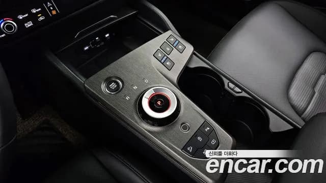 2025 Kia The New Sportage 5th Gen Gasoline 1.6 Turbo 2WD Sold VIN KNAPV81BBSK412765 – photo 30 2025 Kia The New Sportage 5th Gen Gasoline 1.6 Turbo 2WD Sold VIN KNAPV81BBSK412765 – photo 30
