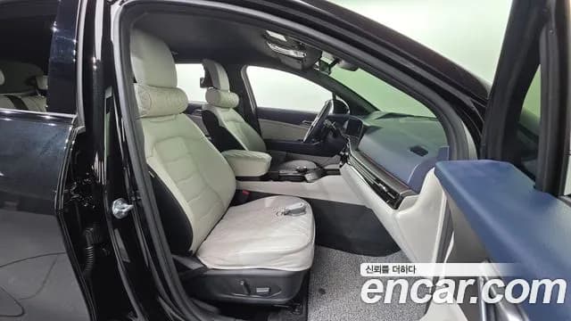 2025 Kia The New Sportage 5th Gen Gasoline 1.6 Turbo 2WD Sold VIN KNAPV81BBSK413758 – side profile 2025 Kia The New Sportage 5th Gen Gasoline 1.6 Turbo 2WD Sold VIN KNAPV81BBSK413758 – side profile