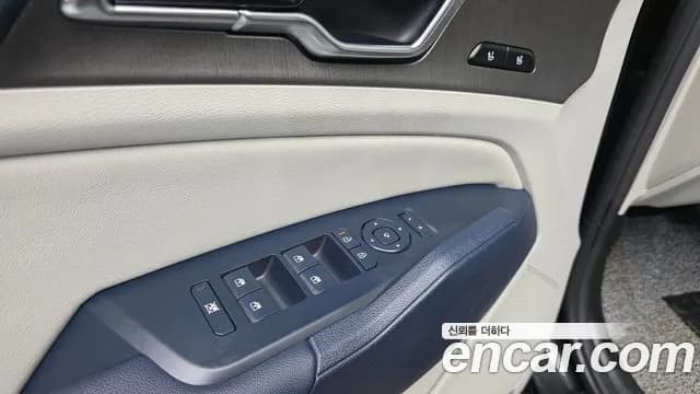 2025 Kia The New Sportage 5th Gen Gasoline 1.6 Turbo 2WD Sold VIN KNAPV81BBSK413758 – photo 24 2025 Kia The New Sportage 5th Gen Gasoline 1.6 Turbo 2WD Sold VIN KNAPV81BBSK413758 – photo 24