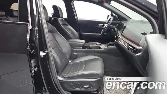 2025 Kia The New Sportage 5th Gen Gasoline 1.6 Turbo 2WD Sold VIN KNAPV81BBSK429421 – front exterior 2025 Kia The New Sportage 5th Gen Gasoline 1.6 Turbo 2WD Sold VIN KNAPV81BBSK429421 – front exterior