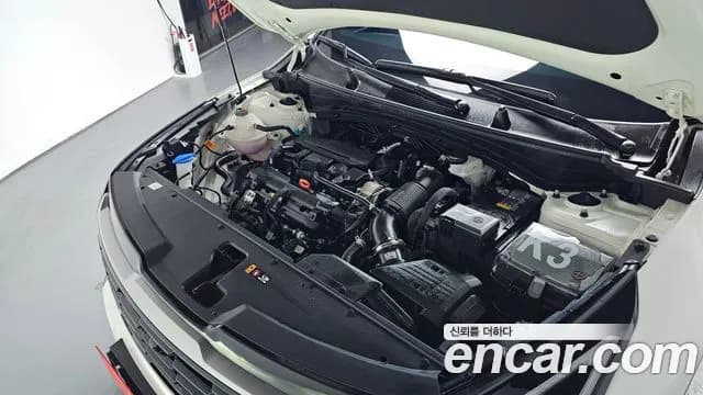 2025 Kia The New Sportage 5th Gen Gasoline 1.6 Turbo 2WD Sold VIN KNAPV81BBSK447268 – exterior detail 2025 Kia The New Sportage 5th Gen Gasoline 1.6 Turbo 2WD Sold VIN KNAPV81BBSK447268 – exterior detail