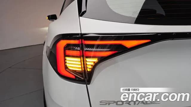 2025 Kia The New Sportage 5th Gen Gasoline 1.6 Turbo 2WD Sold VIN KNAPV81BBSK447268 – photo 36 2025 Kia The New Sportage 5th Gen Gasoline 1.6 Turbo 2WD Sold VIN KNAPV81BBSK447268 – photo 36