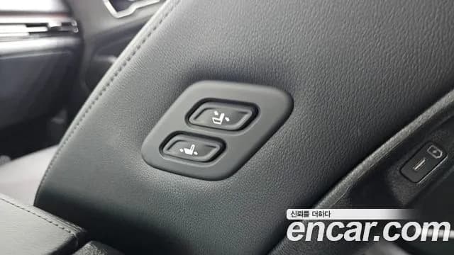 2026 Kia The New Sportage 5th Gen Gasoline 1.6 Turbo 2WD Sold VIN KNAPV81BBTK522060 – side profile 2026 Kia The New Sportage 5th Gen Gasoline 1.6 Turbo 2WD Sold VIN KNAPV81BBTK522060 – side profile