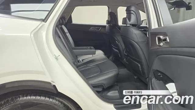 2022 Kia Sportage 5th Gen Gasoline 1.6 Turbo 2WD Sold VIN KNAPV81BGNK016573 – rear exterior 2022 Kia Sportage 5th Gen Gasoline 1.6 Turbo 2WD Sold VIN KNAPV81BGNK016573 – rear exterior