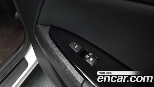 2022 Kia Sportage 5th Gen Gasoline 1.6 Turbo 2WD Sold VIN KNAPV81BGNK071625 – exterior detail 2022 Kia Sportage 5th Gen Gasoline 1.6 Turbo 2WD Sold VIN KNAPV81BGNK071625 – exterior detail