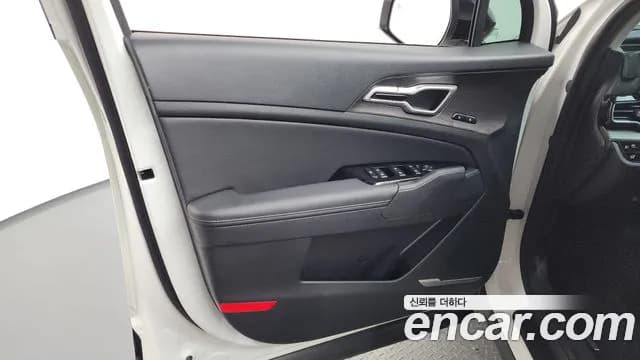 2022 Kia Sportage 5th Gen Gasoline 1.6 Turbo 2WD Sold VIN KNAPV81BGNK076502 – exterior detail 2022 Kia Sportage 5th Gen Gasoline 1.6 Turbo 2WD Sold VIN KNAPV81BGNK076502 – exterior detail