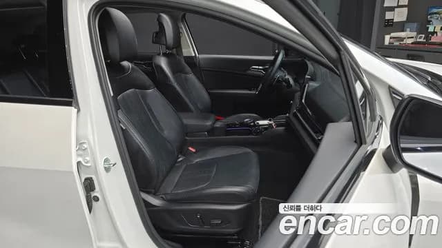 2022 Kia Sportage 5th Gen Gasoline 1.6 Turbo 2WD Sold VIN KNAPV81BGNK083263 – interior seats 2022 Kia Sportage 5th Gen Gasoline 1.6 Turbo 2WD Sold VIN KNAPV81BGNK083263 – interior seats