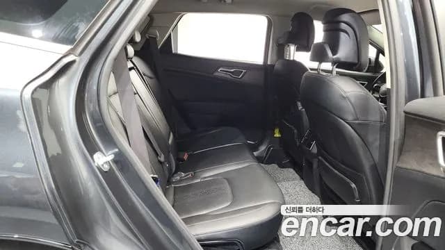 2024 Kia Sportage 5th Gen Gasoline 1.6 Turbo 2WD Sold VIN KNAPV81BGRK235941 – side profile 2024 Kia Sportage 5th Gen Gasoline 1.6 Turbo 2WD Sold VIN KNAPV81BGRK235941 – side profile