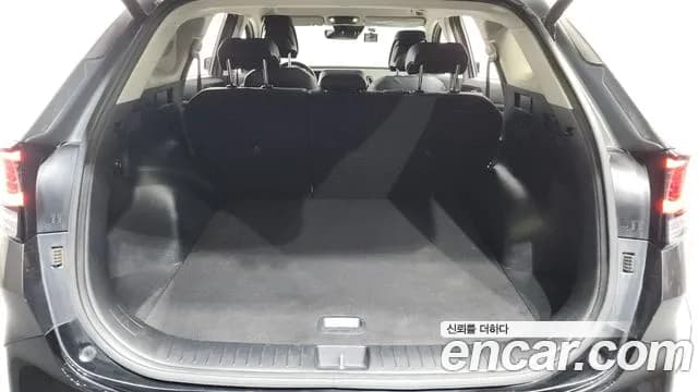2024 Kia Sportage 5th Gen Gasoline 1.6 Turbo 2WD Sold VIN KNAPV81BGRK235941 – trunk area 2024 Kia Sportage 5th Gen Gasoline 1.6 Turbo 2WD Sold VIN KNAPV81BGRK235941 – trunk area