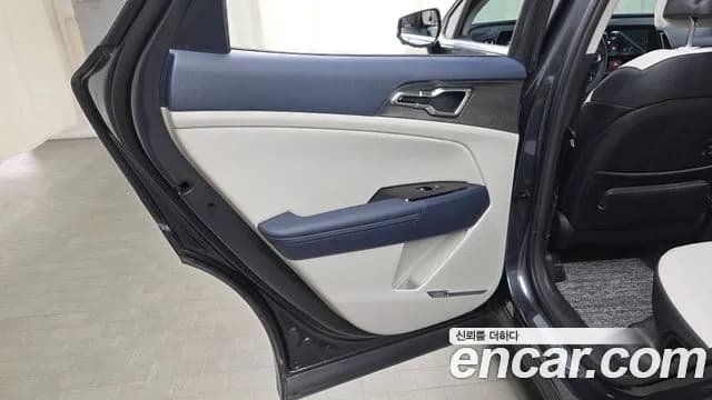 2024 Kia Sportage 5th Gen Gasoline 1.6 Turbo 2WD Sold VIN KNAPV81BGRK261830 – interior seats 2024 Kia Sportage 5th Gen Gasoline 1.6 Turbo 2WD Sold VIN KNAPV81BGRK261830 – interior seats