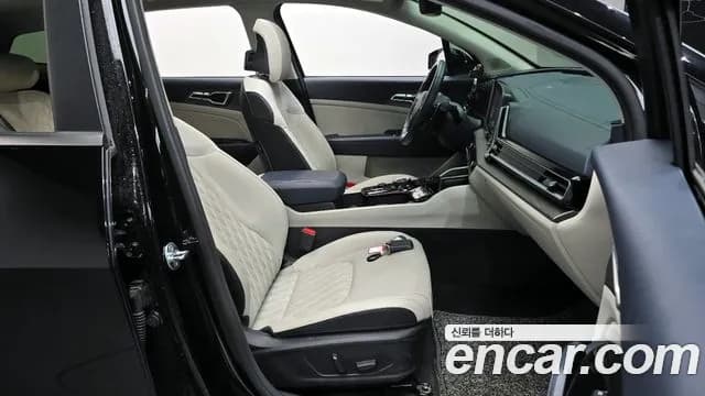 2024 Kia Sportage 5th Gen Gasoline 1.6 Turbo 2WD Sold VIN KNAPV81BGRK338715 – front exterior 2024 Kia Sportage 5th Gen Gasoline 1.6 Turbo 2WD Sold VIN KNAPV81BGRK338715 – front exterior