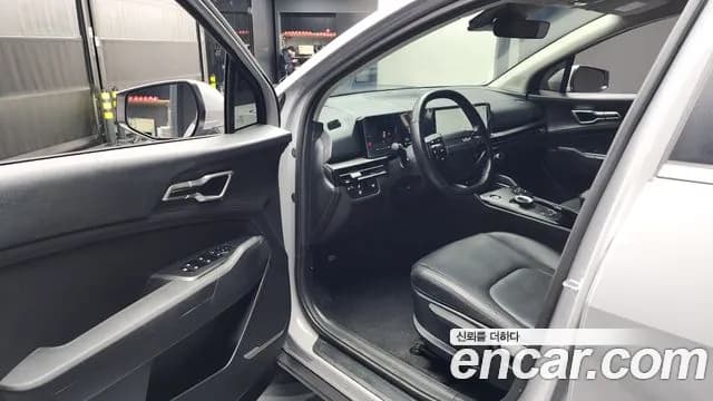 2025 Kia The New Sportage 5th Gen Hybrid HEV 1.6 2WD Sold VIN KNAPV81GBSK232277 – engine bay 2025 Kia The New Sportage 5th Gen Hybrid HEV 1.6 2WD Sold VIN KNAPV81GBSK232277 – engine bay